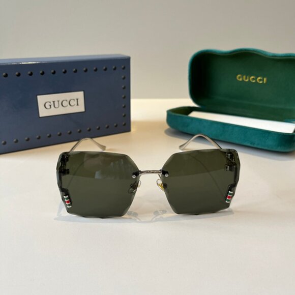 Gucci Women\'s Designer Sunglasses main image 4